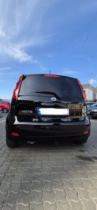 Продам Nissan Note 2011 автомат