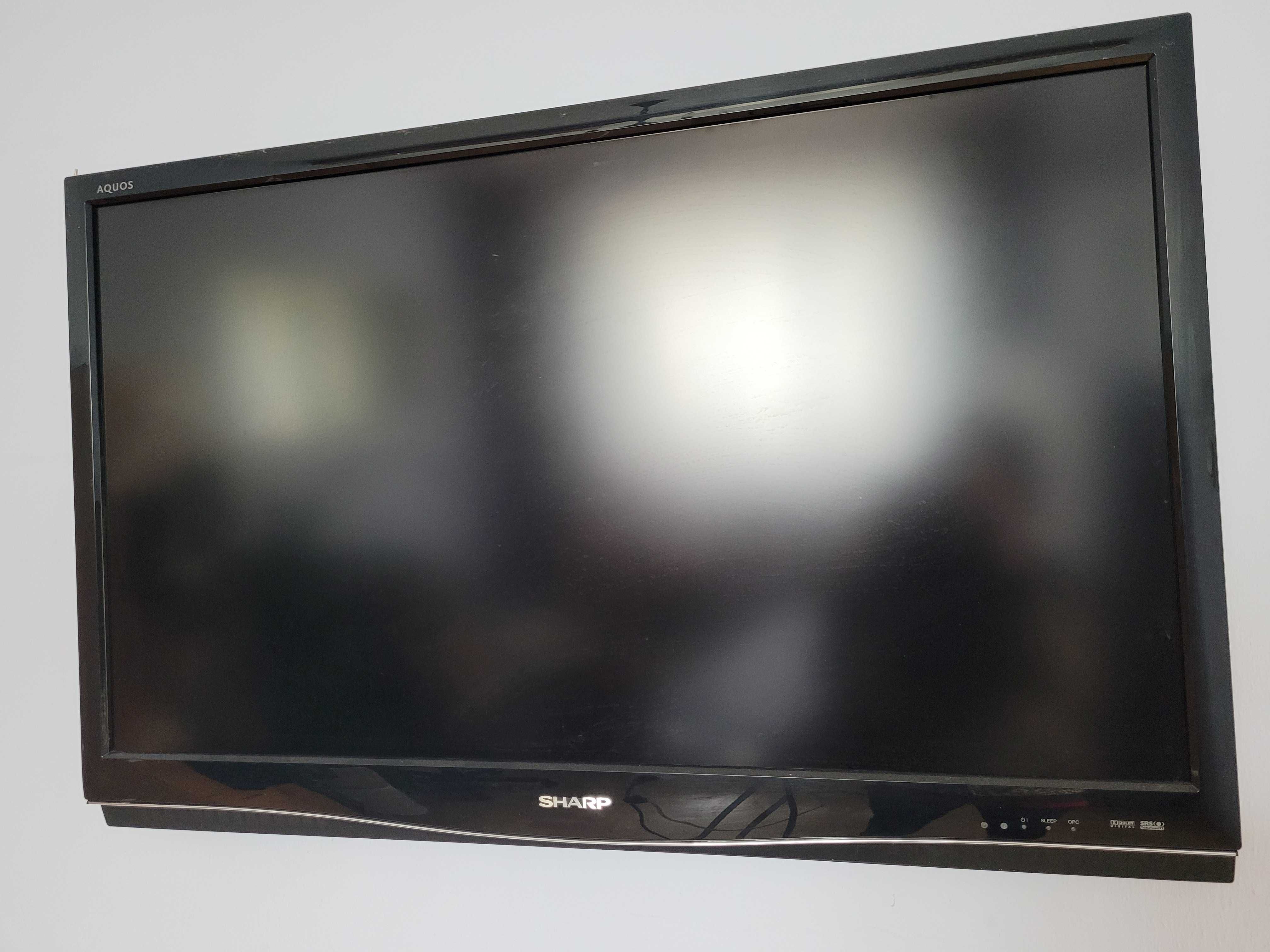 Monitor / telewizor Sharp, z uchwytem ściennym