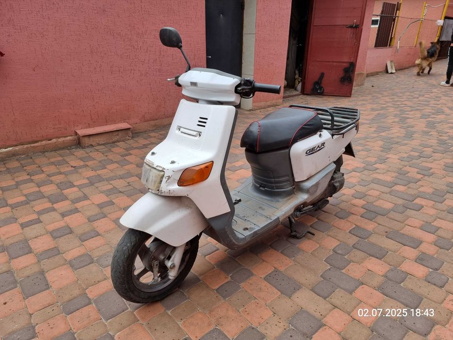 Продам скутер Yamaha GEAR 2Т