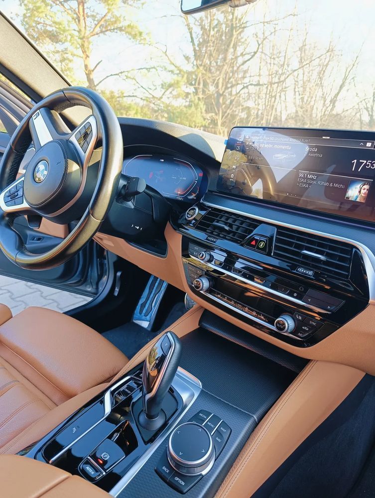 BMW Seria 5 BMW seria 5 Xdrive Cesja leasingu. Pierwszy właściciel M pakiet