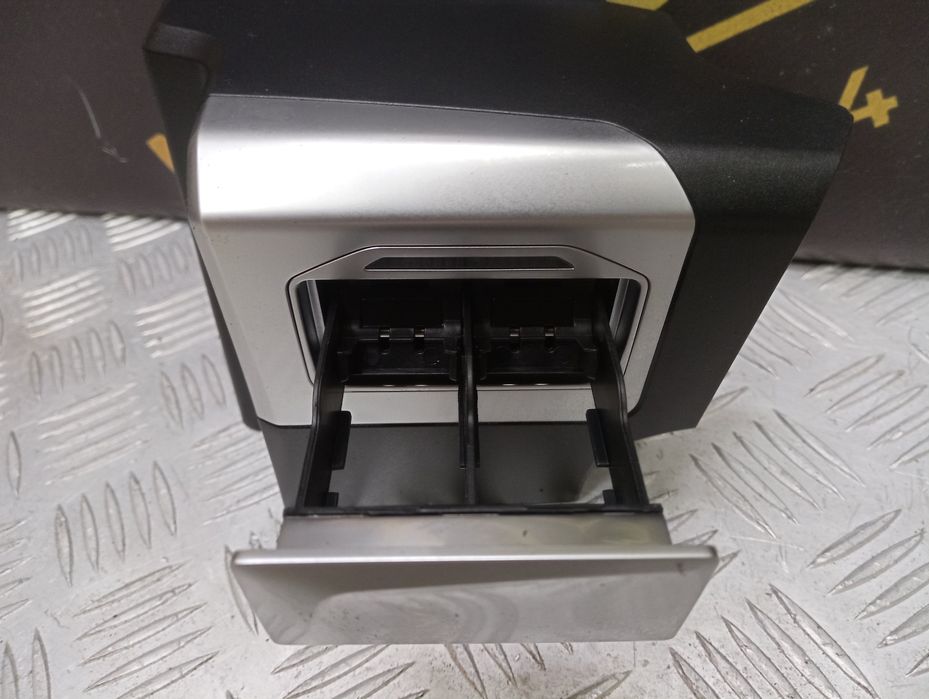 Ароматизатор на панель приладів BMW X5 G05 БМВ Х5 Г05 освіжувач