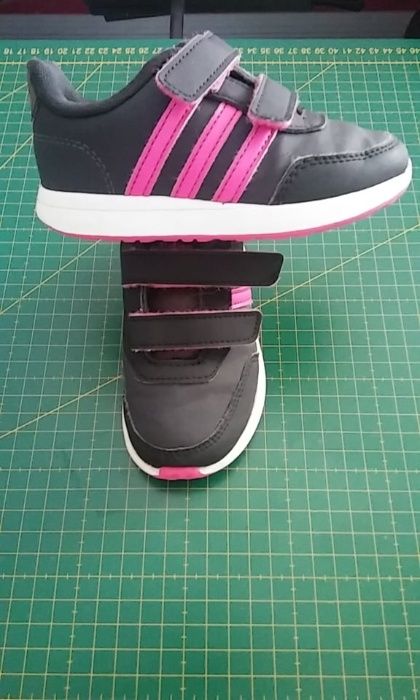 Sapatilhas -nº 24 - Adidas - sem palmilhas