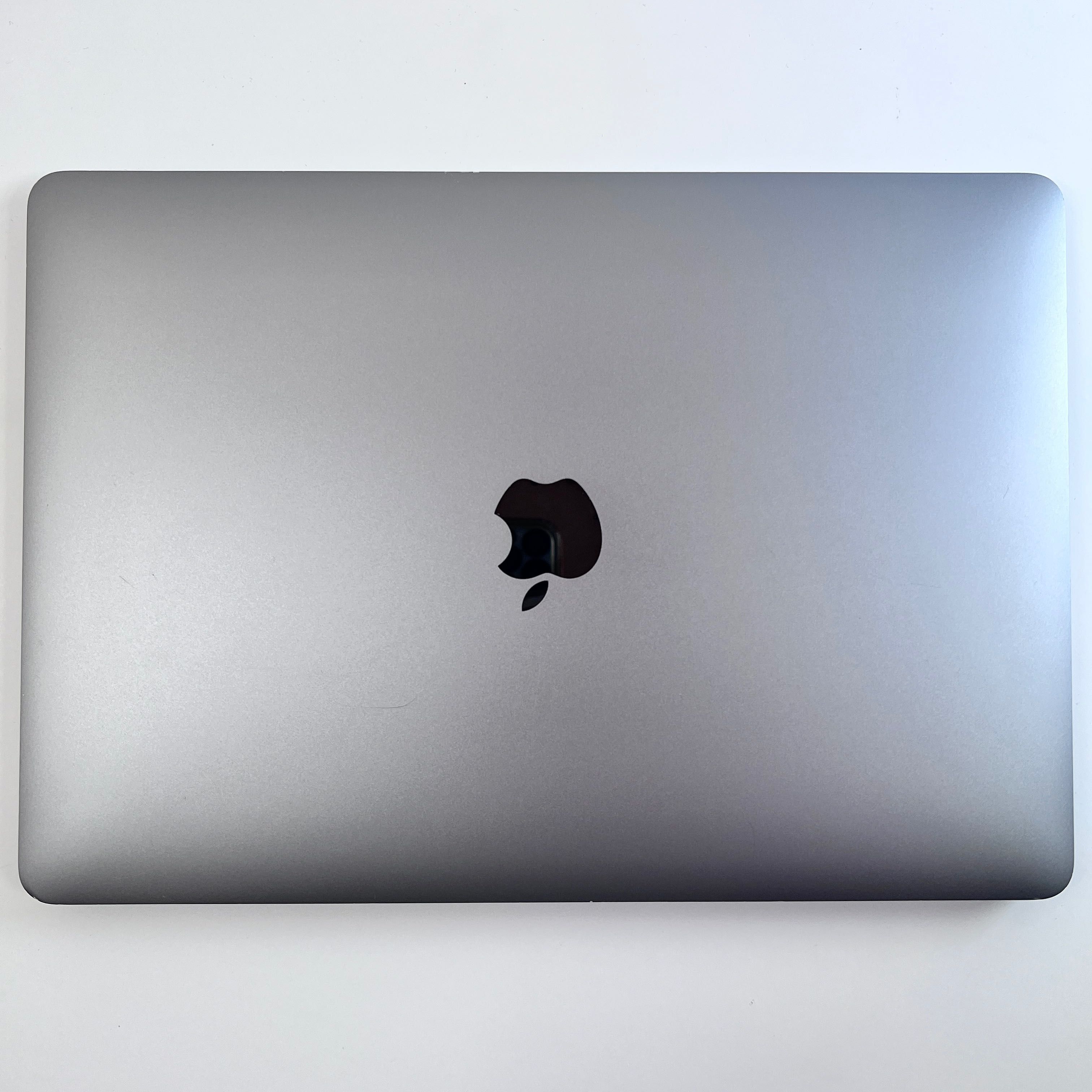 Магазин MacBook Pro 13 2020 M1 8GB RAM 256GB SSD Space Gray Гарантія