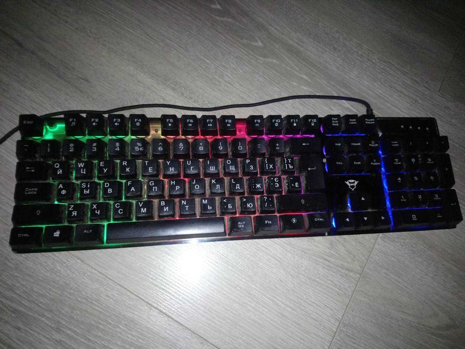 Клавіатура Trust Laan van Barcelona 600