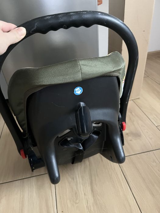 Fotelik samochodowy / nosidełko