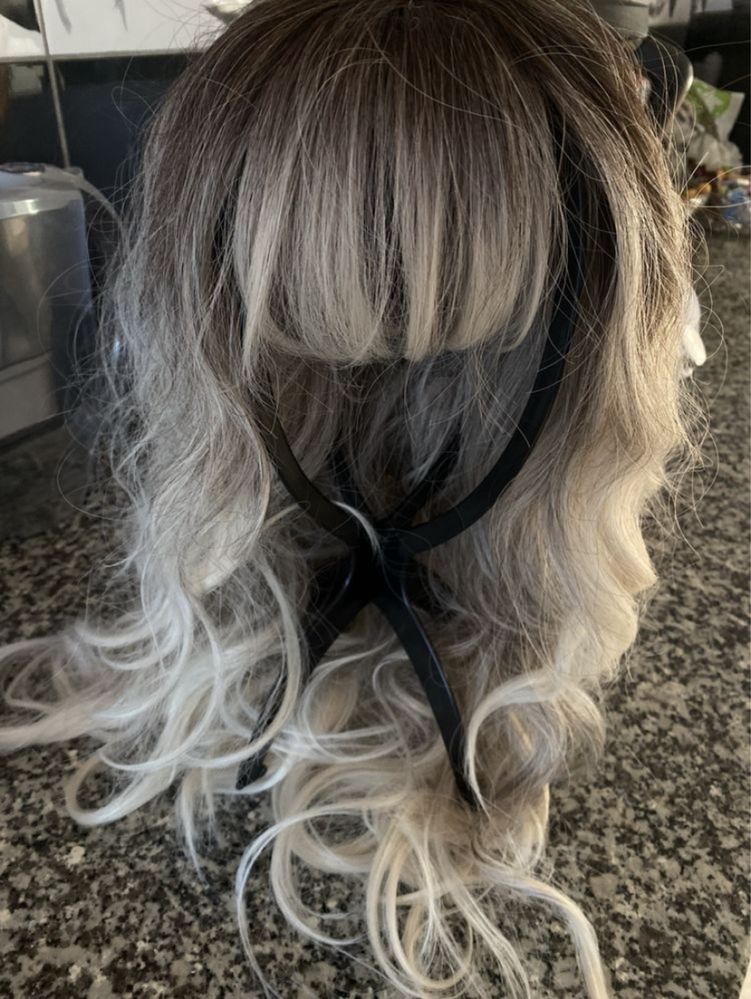 Nowa peruka lace front blond
