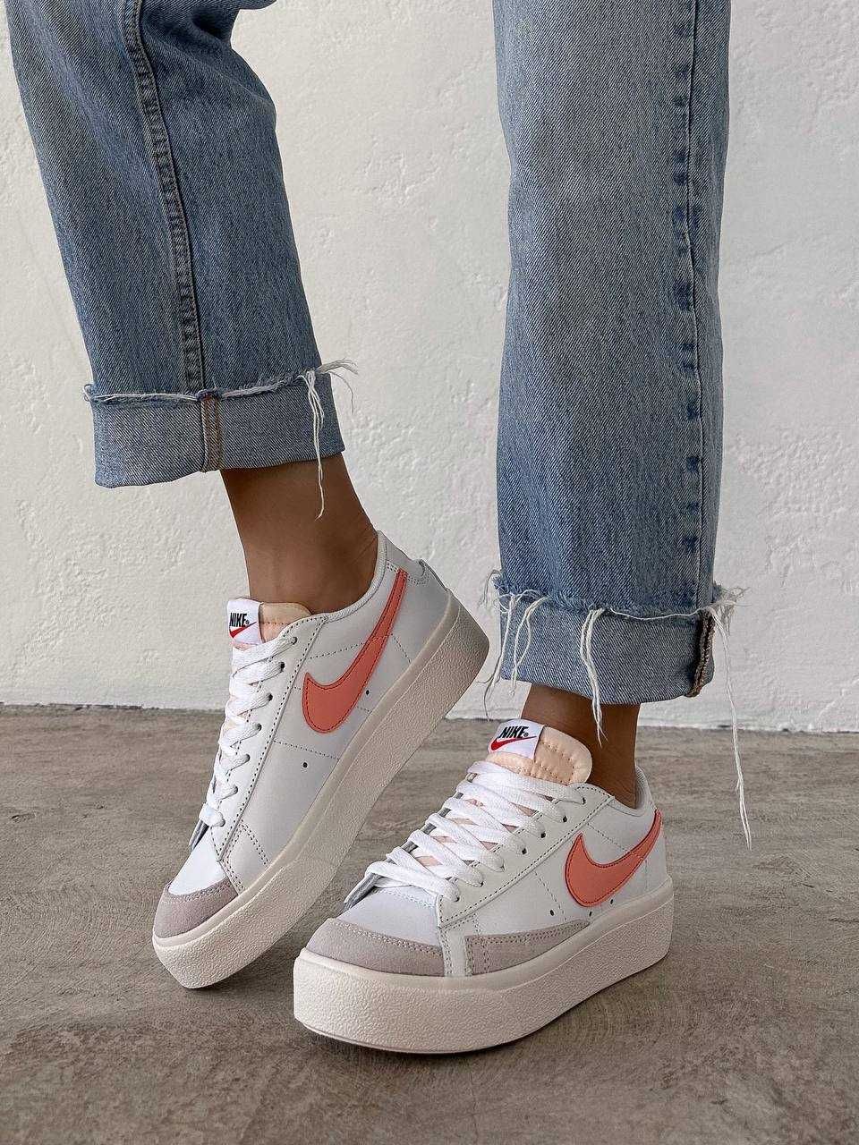 Жіночі кросівки Nіке Blazer Low Platform білий з рожевим 87466 ТОП