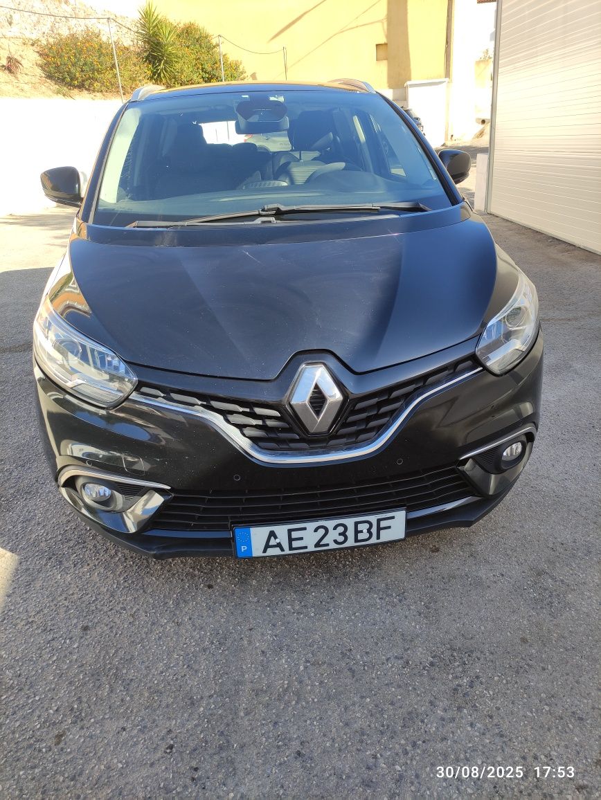 Renault Grande Scenic 1.5 dci 7L