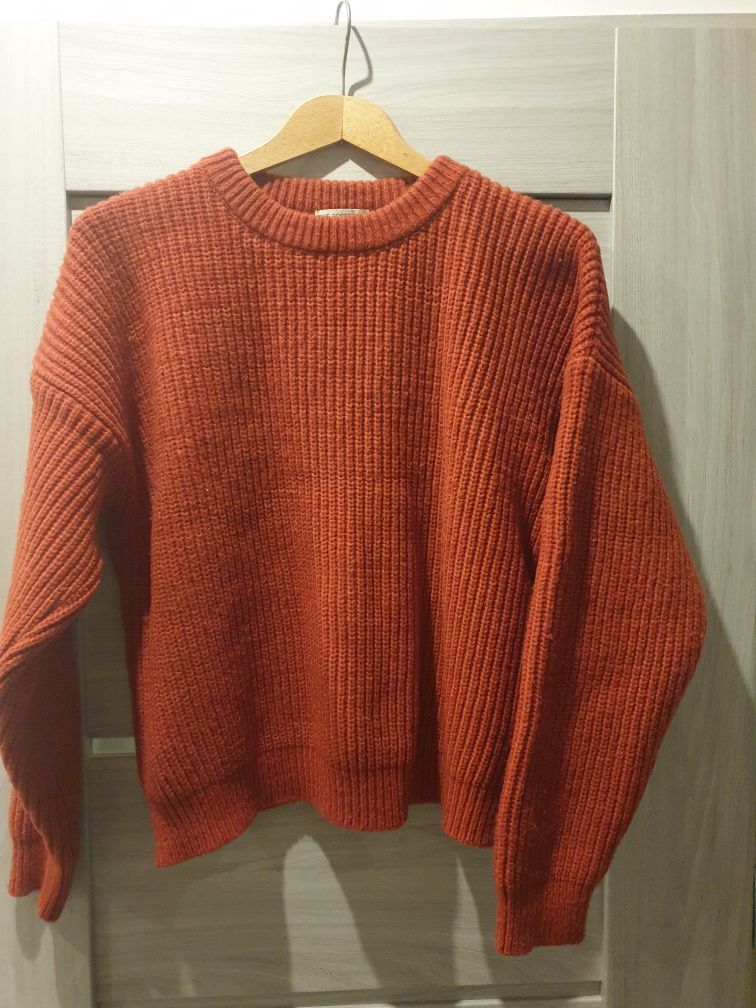 Sweter The odder side
