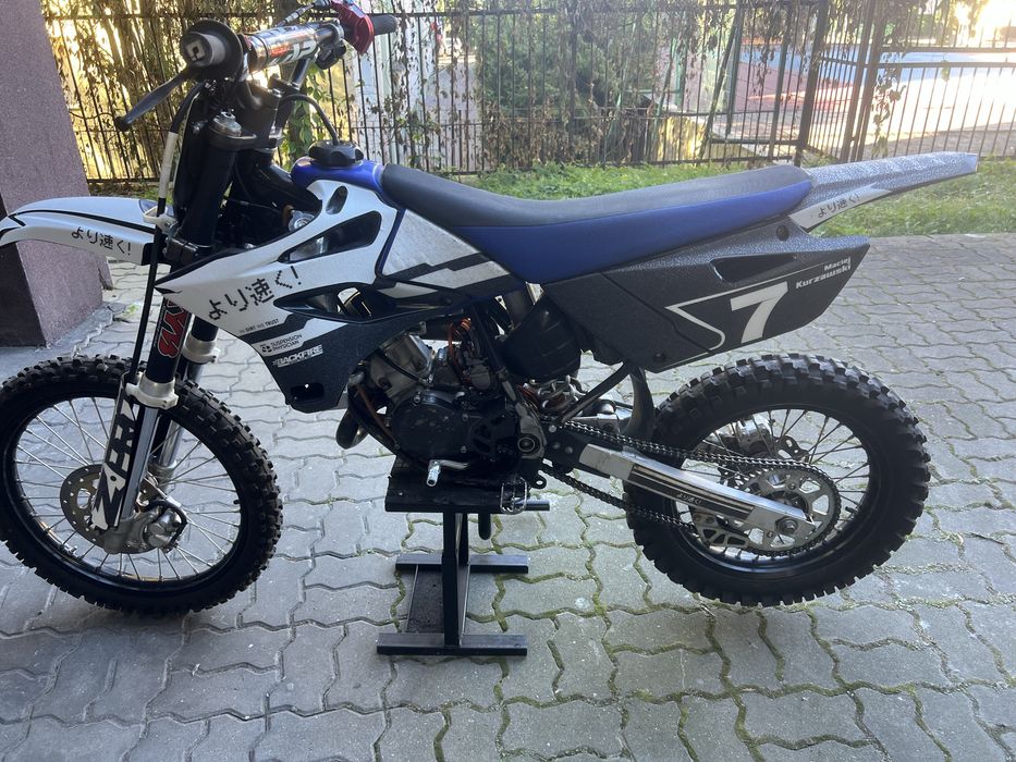 Yamaha yz85 cross