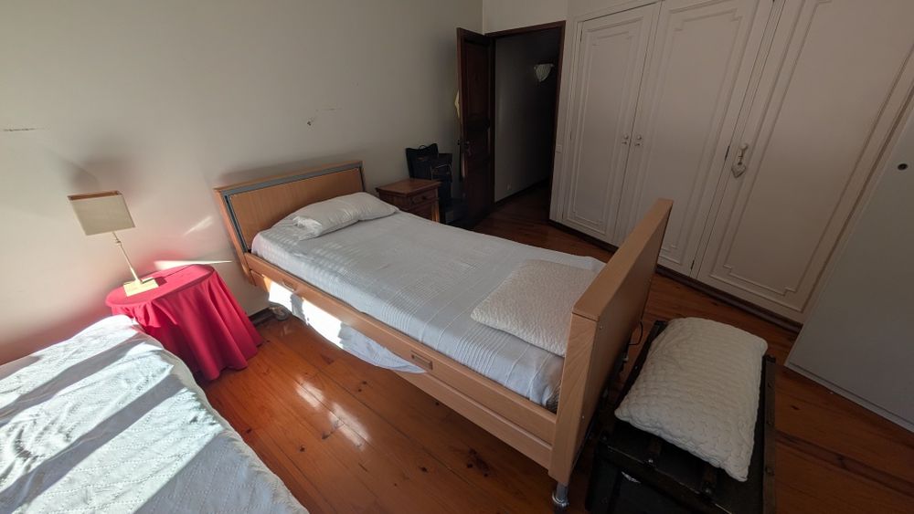 Cama articulada, colchão e compressor (opc)