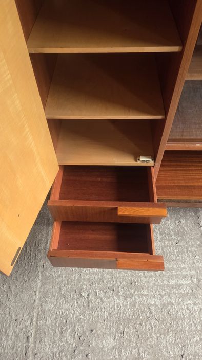 Biblioteczka witryna Mezulanik vintage design Czechosłowacja