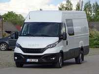 Iveco Daily 35S18 3.0 180 L4H2 FULL LED Brygadówka DOKA 7 Osób JAK NOWY!!  Iveco Daily 35S18 3.0 180 L4H2 FULL LED Brygadówka DOKA 7 Osób PL