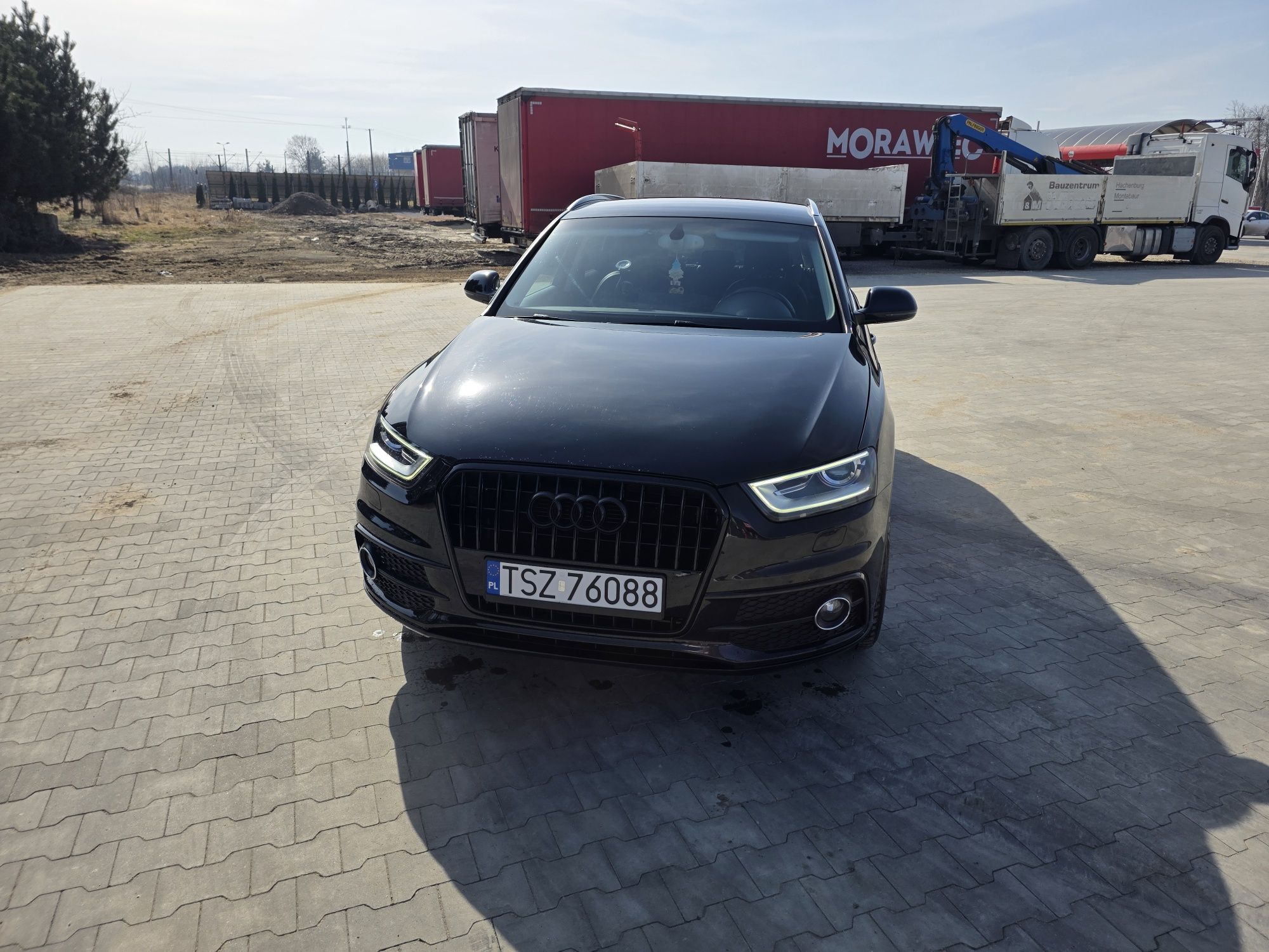 Audi Q3  S Line Shadow Line LED Skóry
