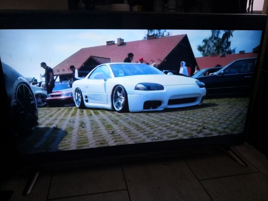 Telewizor JTC 32 cale Smart TV WiFi YouTube plus oryginalne pilot