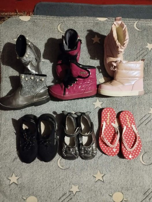 Взуття для дівчинки