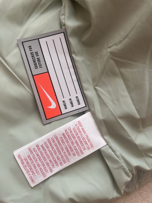 Куртка Nike(137-147cm) оригінал