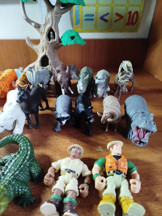 Дикі тварини, фігурки