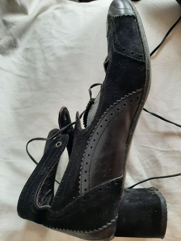 pantofle damskie, staromodne, czarne