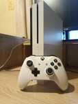 консоль Xbox one s 1TB