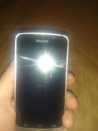 Philips w832 смартфон в хорошем состоянии