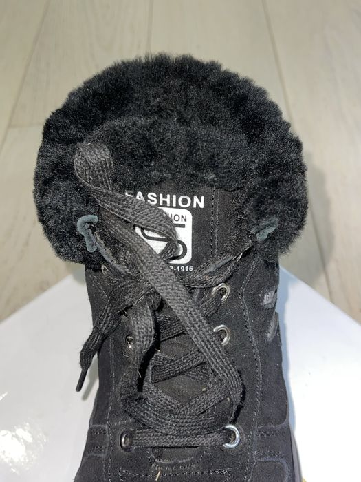 Жіночі зимові черевики б/у