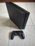Świetny stan! PS4 1 TB !