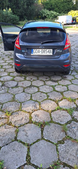 Samochód Ford fiesta mk7