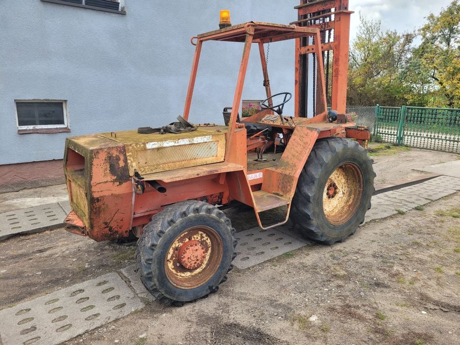Wuzek widlowy terenowy manitou 4x4