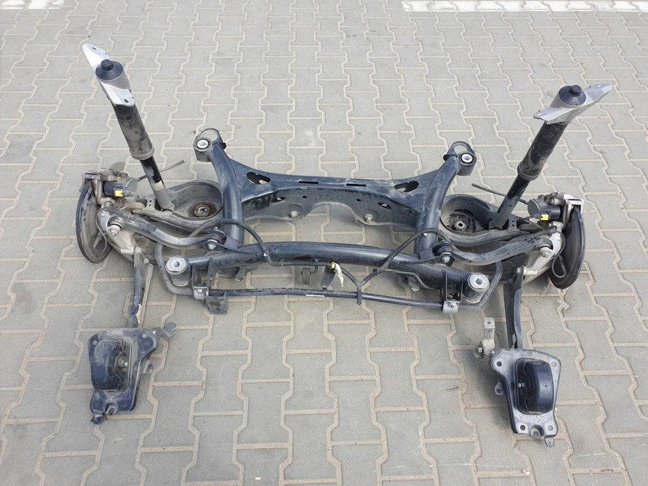 Підвіска VOLVO XC40 Підрамник цапфа ричаг амортизатор півісь комплект