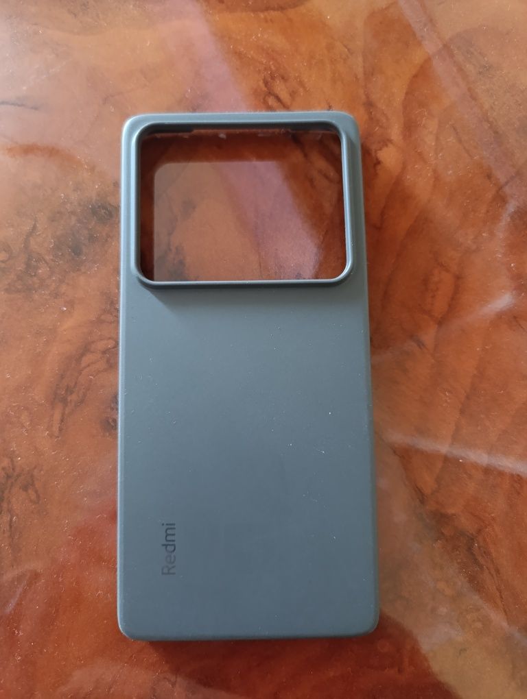 Продаю НОВИЙ чехол на Xiaomi Redmi Note 13 Pro 4g, оригінальний,
