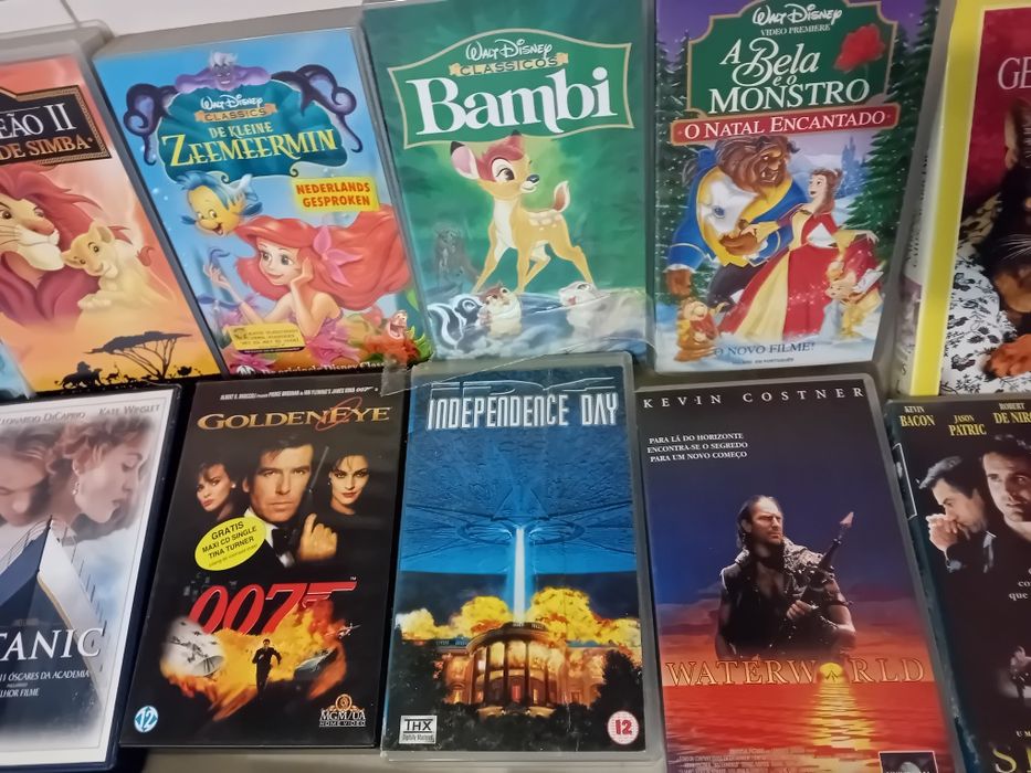 Conjunto de 28 Cassetes Vhs Diversas