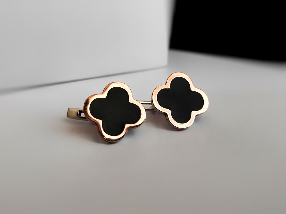 Срібні сережки у стилі Van Cleef