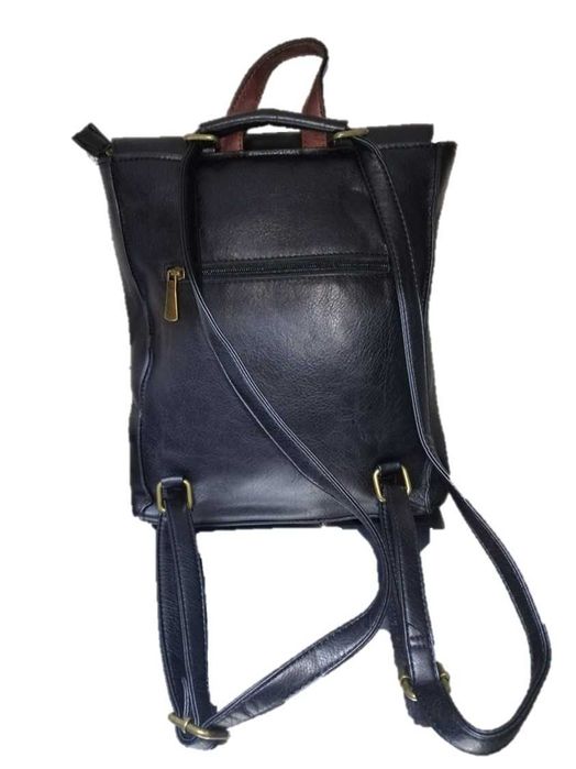 Mochila de napa com pala