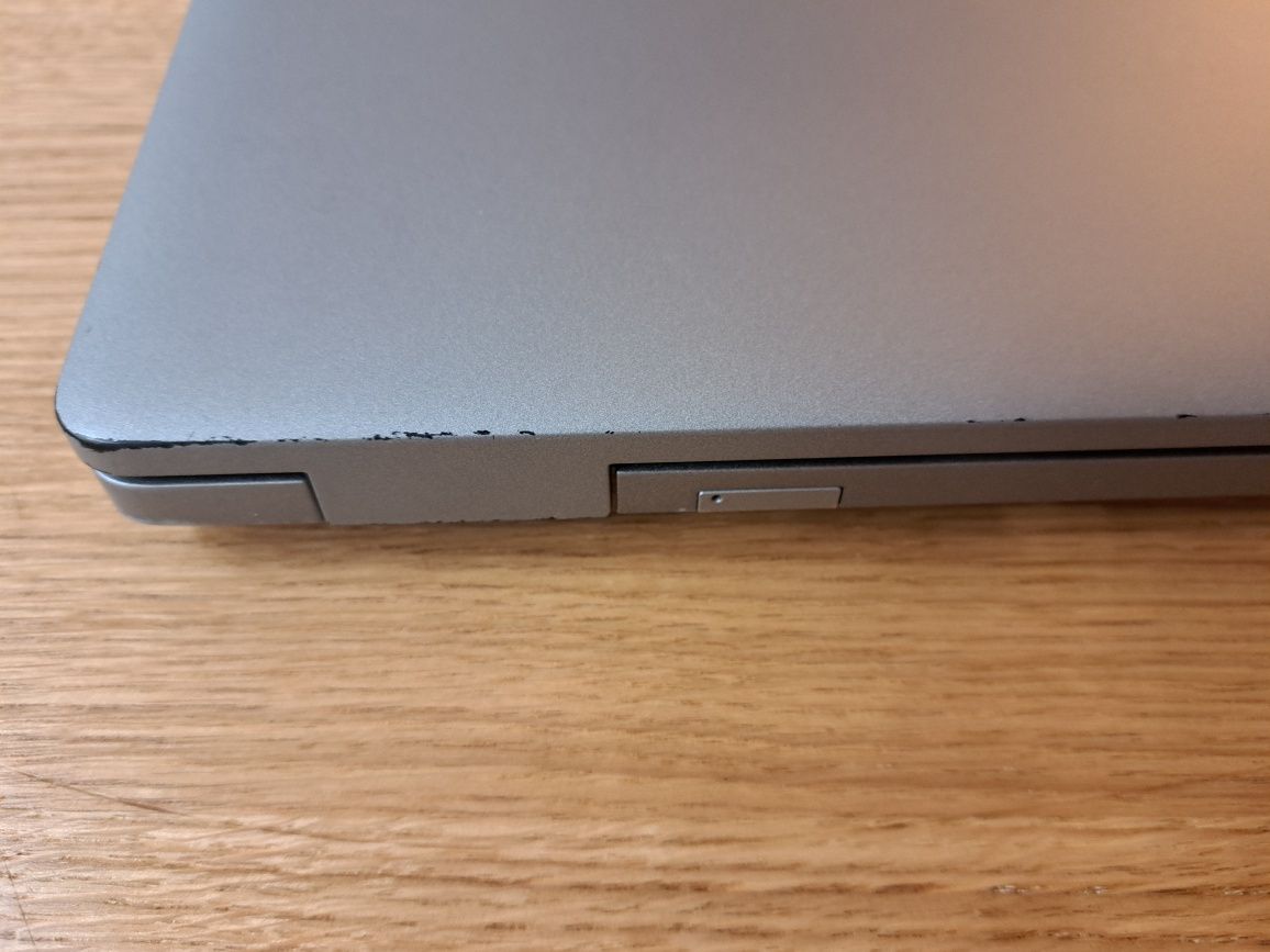 Laptop Dell Latitude 5520