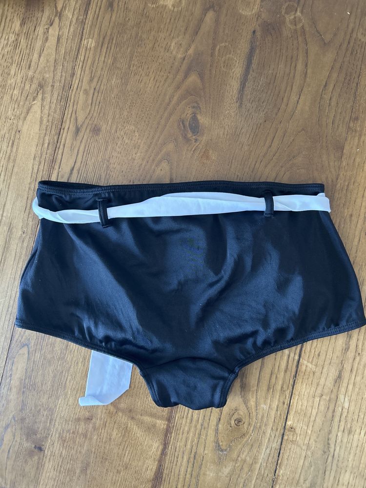 Bikini S Bond Girl Susana Gateira shorts calçoes