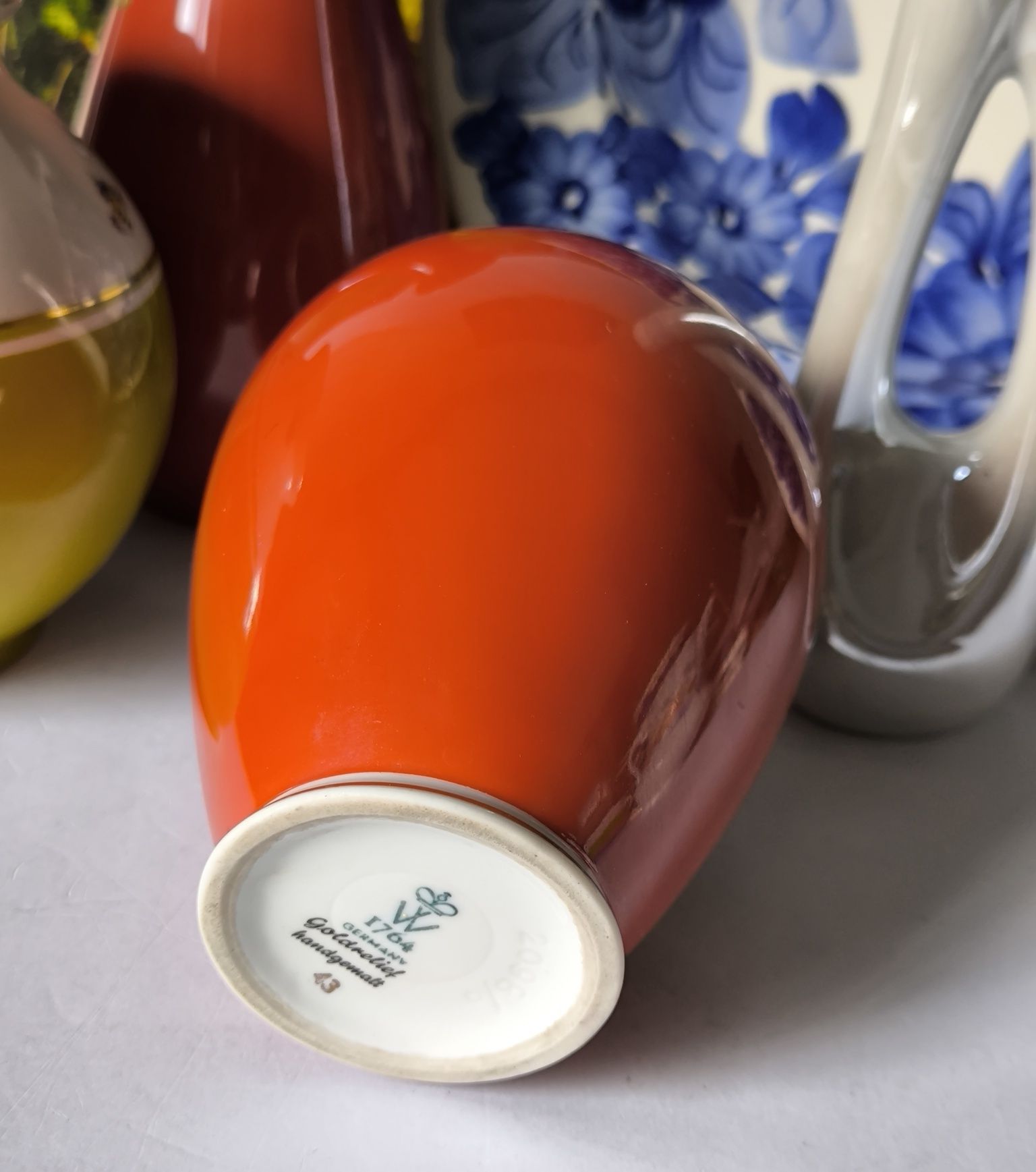Wazon Wallendorf piękna stara porcelana złocona