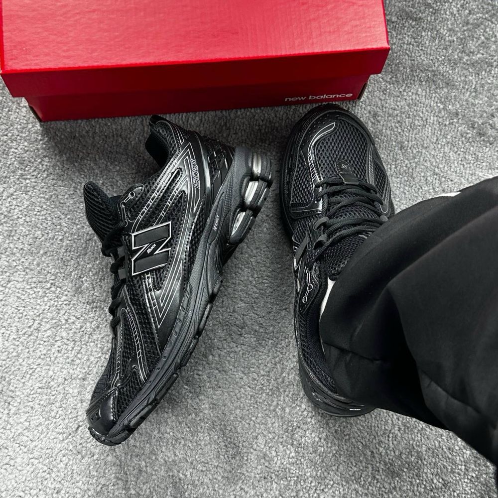 New Balance 1906R Black