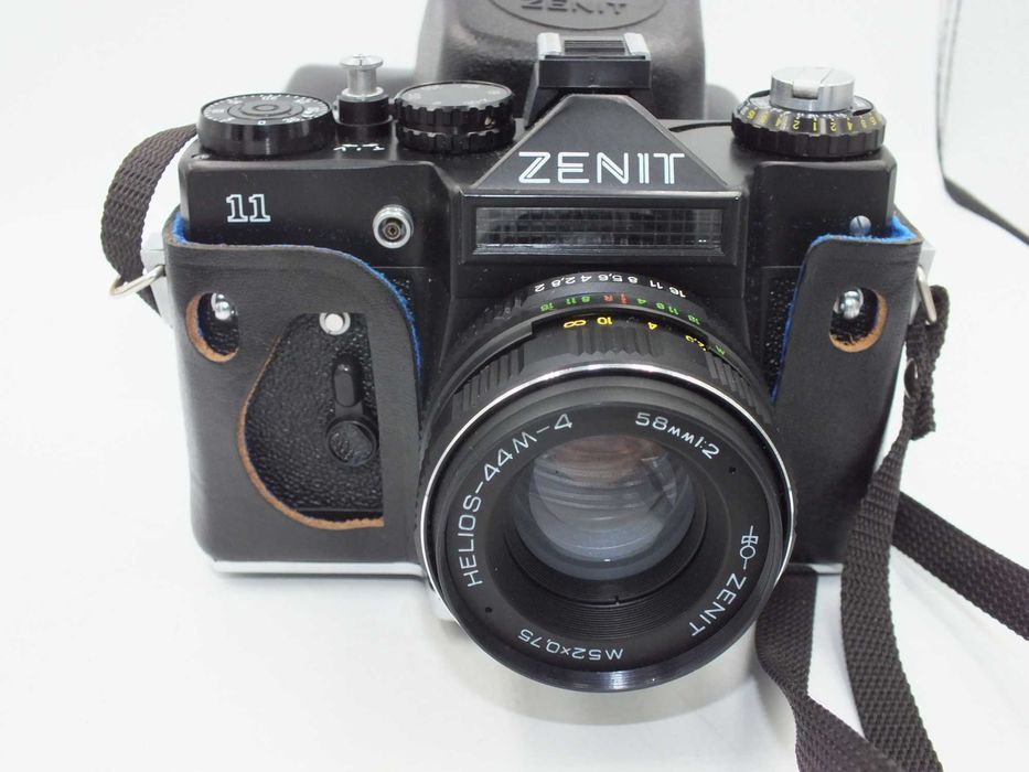 Aparat Zenit 11 + obiektyw Helios 44M 2/58 nieużywany B41/042313