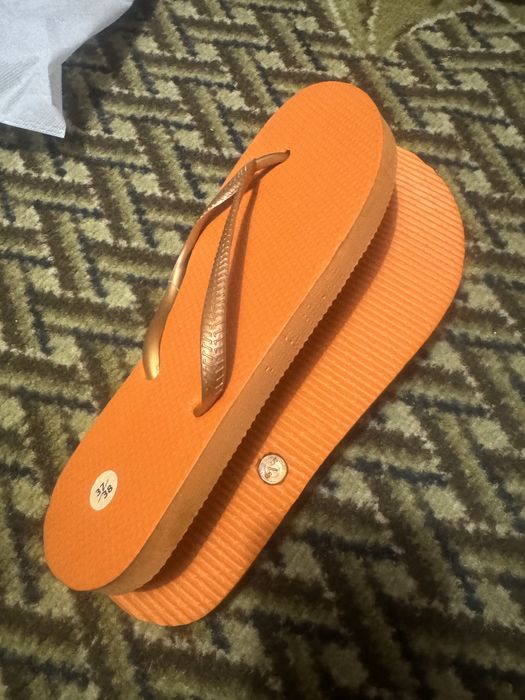 Вьетнамки, на пляж, бани