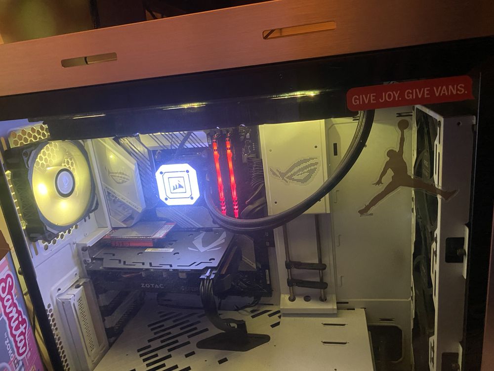 Desktop gaming ( tudo incluido no valor )