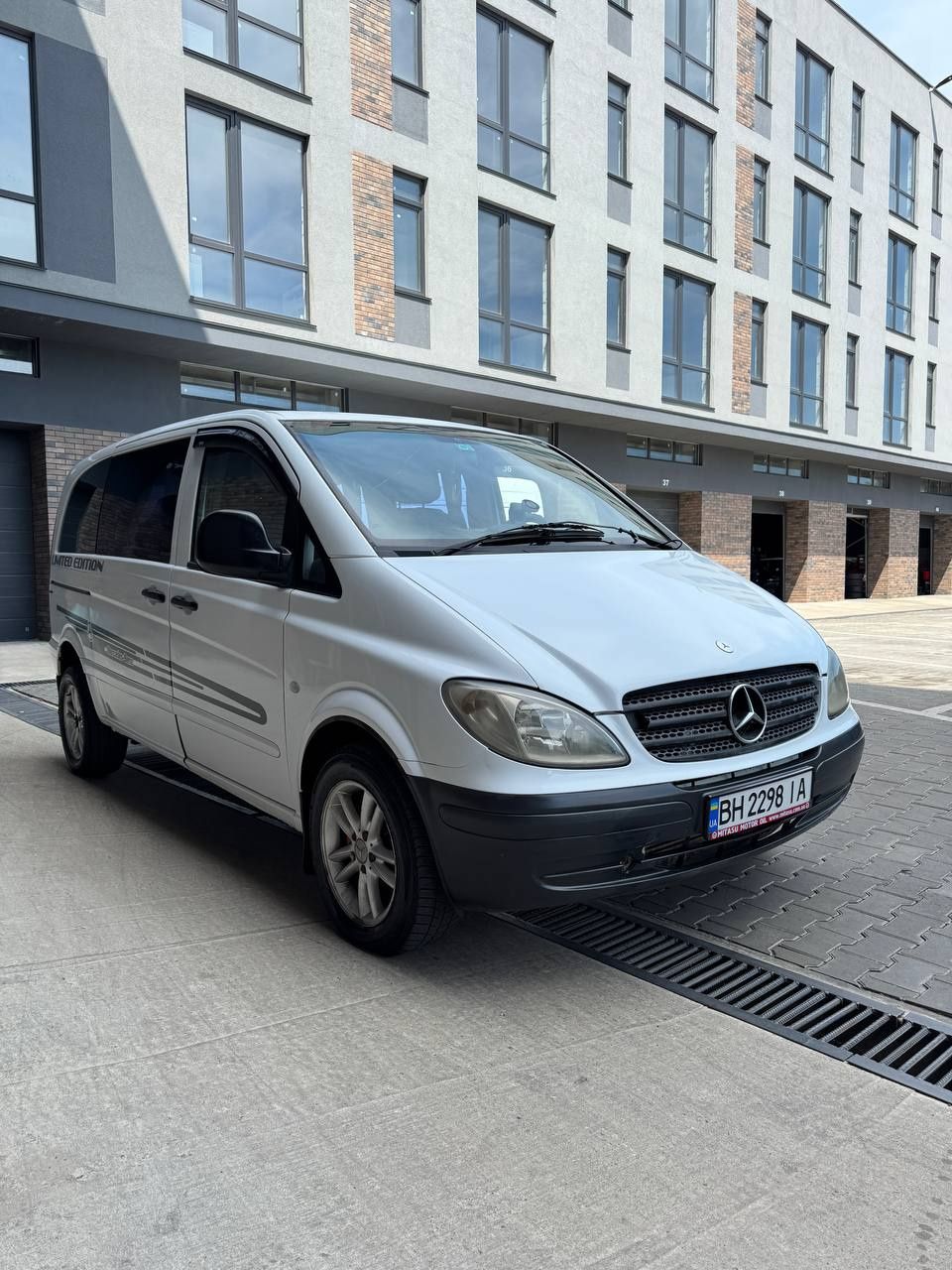 Продам Бус Мерс Вито пасажир состояние отличное