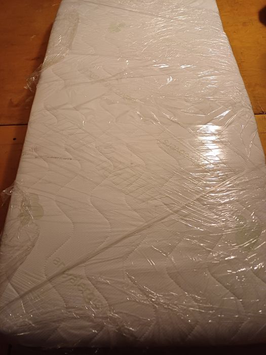 Materac do łóżeczka