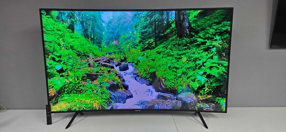 SAMSUNG UE65NU7379 65 Cali 4k Smart TV z Zakrzywionym Ekranem BANAN
