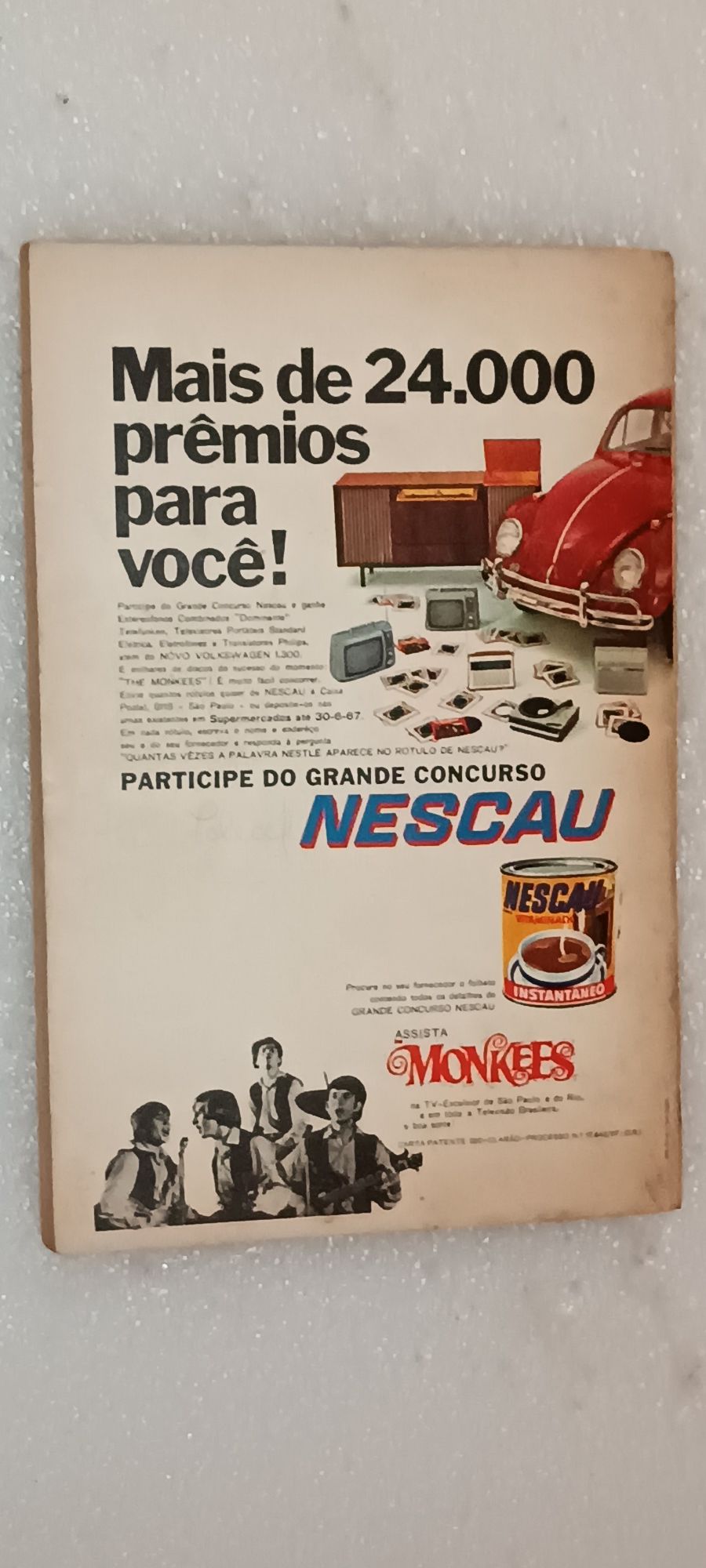 Raro almanaque Tio Patinhas de 1967 contém cromos