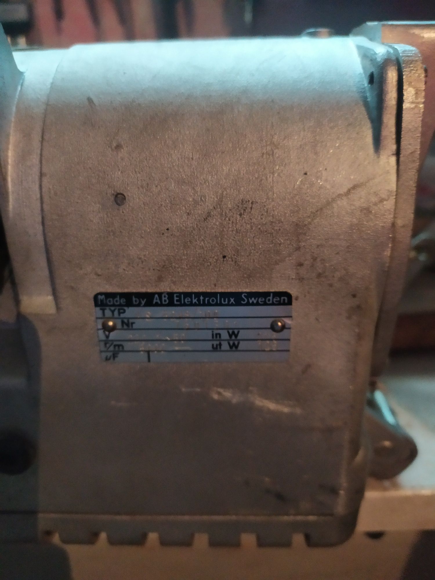 Silnik maszyny do szycia jednofazowy Electrolux