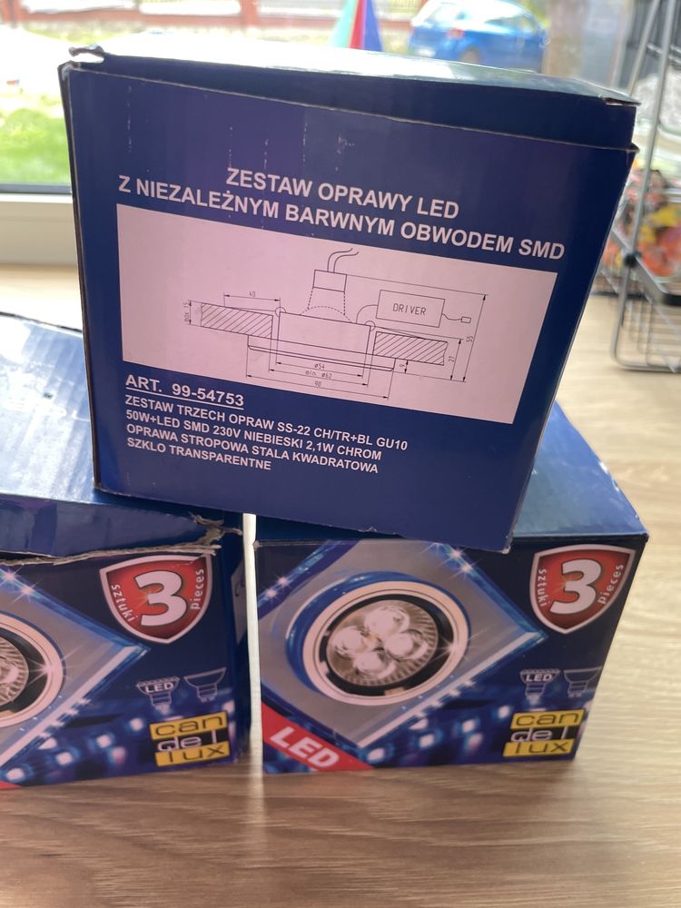 Halogeny sufitowe z led
