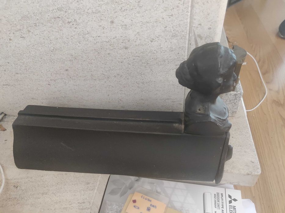 Suportes de lenha antigos
