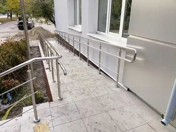 Нержавійка труба лист ріжемо гнемо варимо Вінниця нержавейка ціна дог.