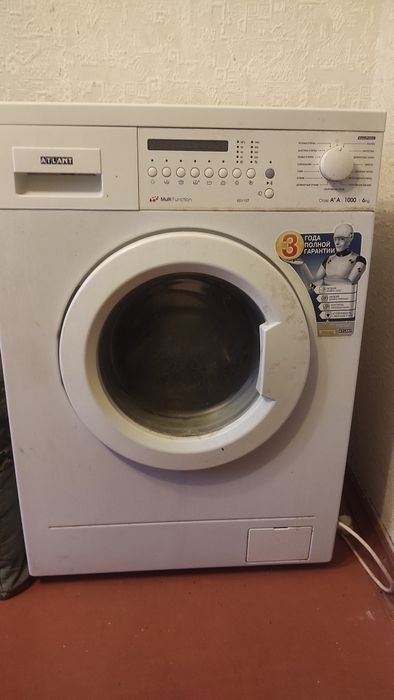 Пропоную пральну машину Атлант 60У107.
Білорусь.